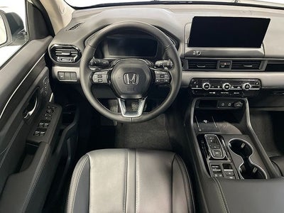 2026 Honda Pilot AWD Touring Blackout