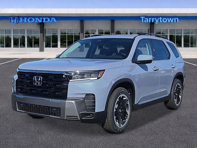 2026 Honda Pilot AWD Touring Blackout