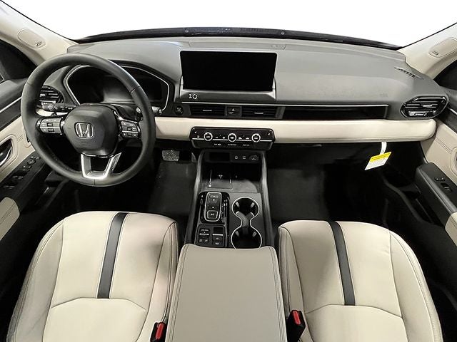 2026 Honda Pilot AWD Touring Blackout