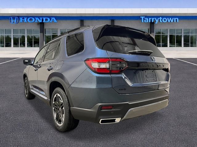 2026 Honda Pilot AWD Touring Blackout