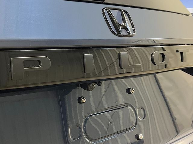 2026 Honda Pilot AWD Touring Blackout