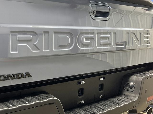 2026 Honda Ridgeline Black Edition Two-Tone