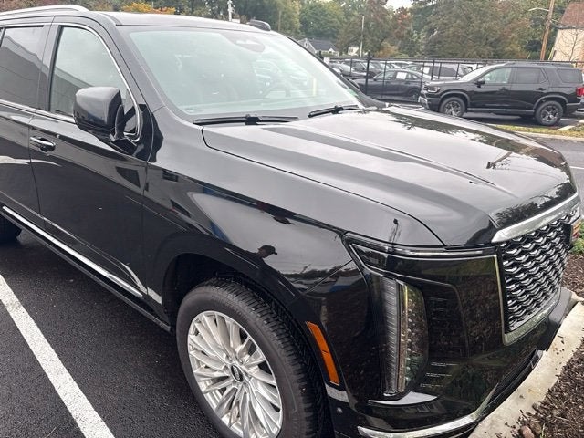 2026 Cadillac Escalade ESV Luxury