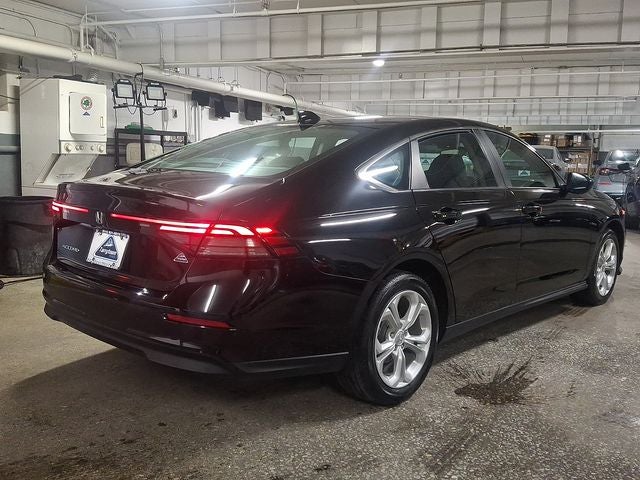 2023 Honda Accord LX - Photo 6