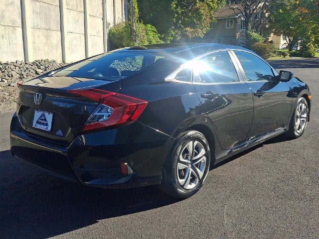 2018 Honda Civic LX - Photo 6