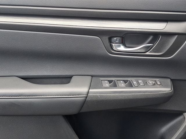 2025 Honda CR-V LX - Photo 13