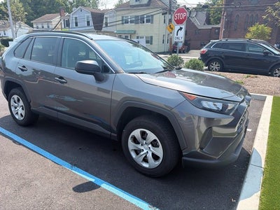 2021 Toyota RAV4 LE