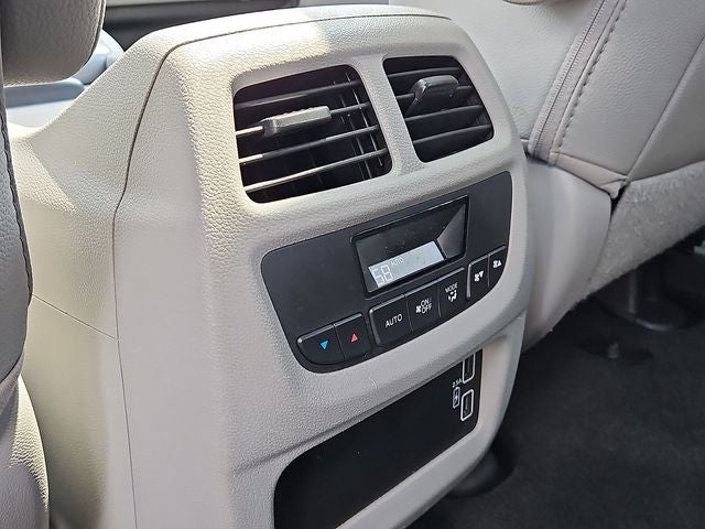 2020 Honda Pilot EX-L - Photo 11