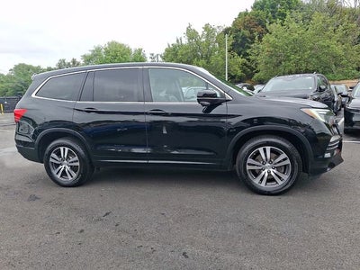 2016 Honda Pilot EX-L w/Rear Entertainment System