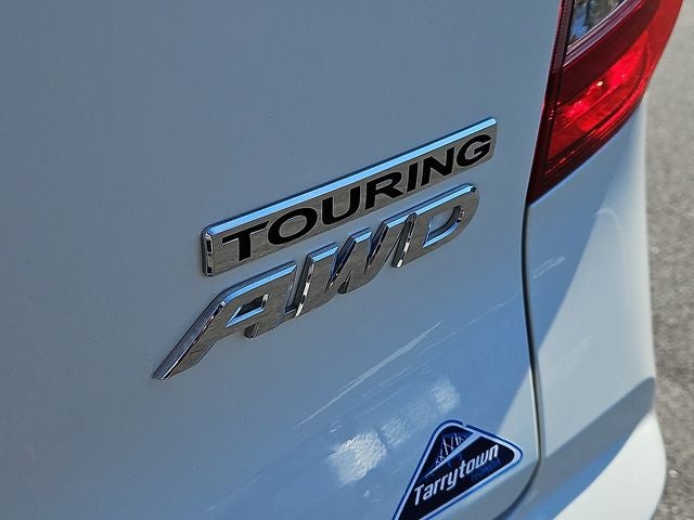 2022 Honda Pilot Touring 8 Passenger