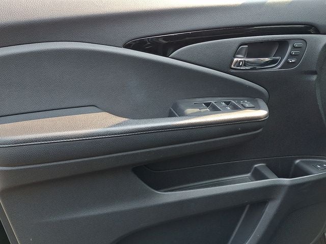 2019 Honda Pilot Touring 8 Passenger