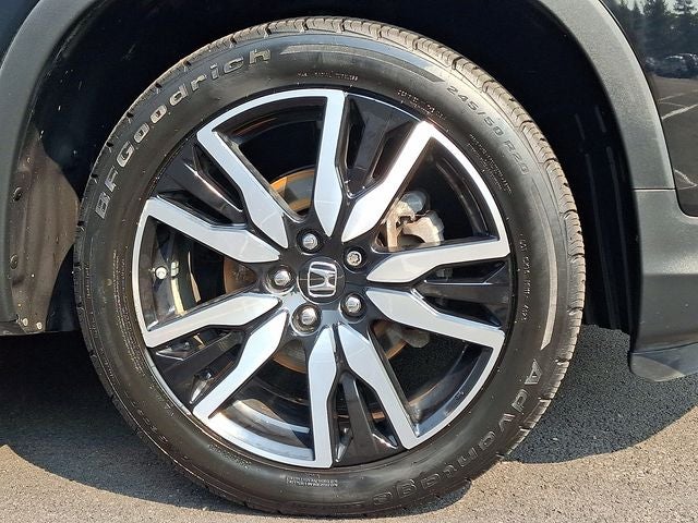 2019 Honda Pilot Touring 8 Passenger