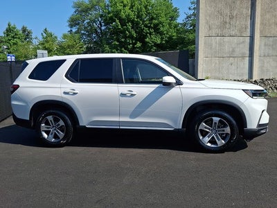 2024 Honda Pilot EX-L 8 Passenger