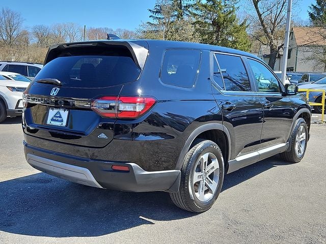 2023 Honda Pilot EX-L 8 Passenger