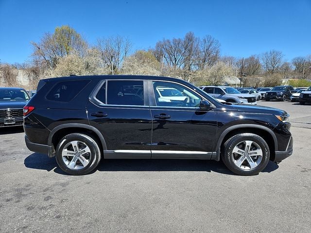 2023 Honda Pilot EX-L 8 Passenger