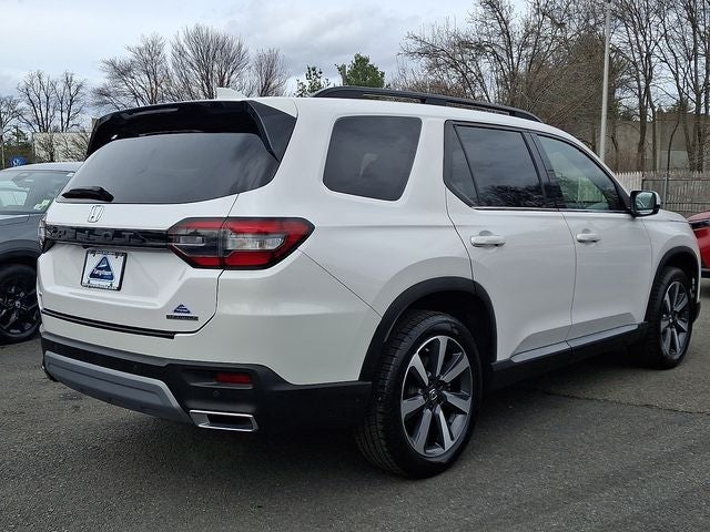 2023 Honda Pilot Touring