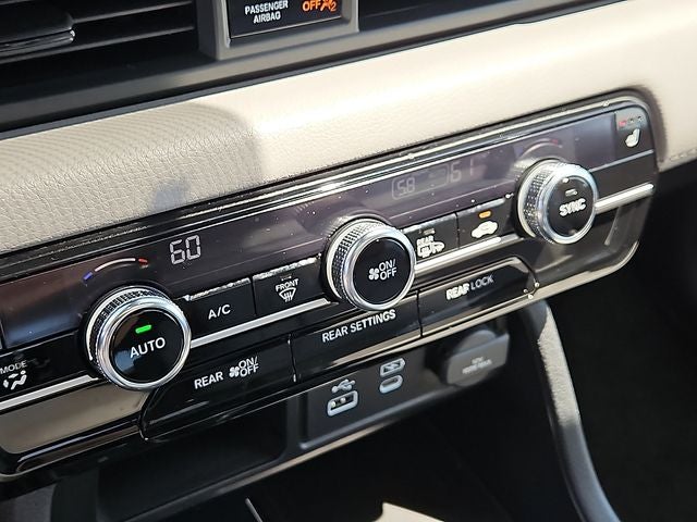 2023 Honda Pilot Touring