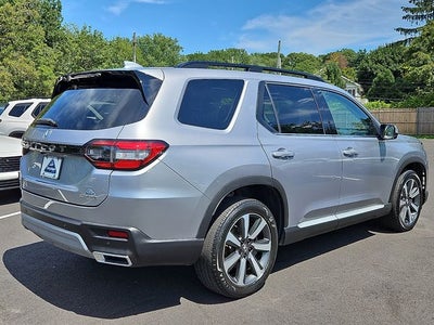2023 Honda Pilot Touring