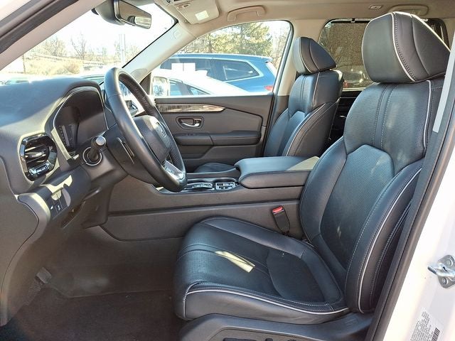 2023 Honda Pilot Elite