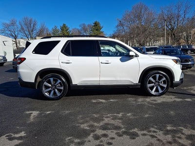 2023 Honda Pilot Elite