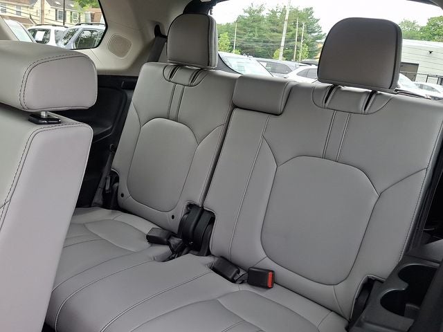 2023 Honda Pilot Elite - Photo 11