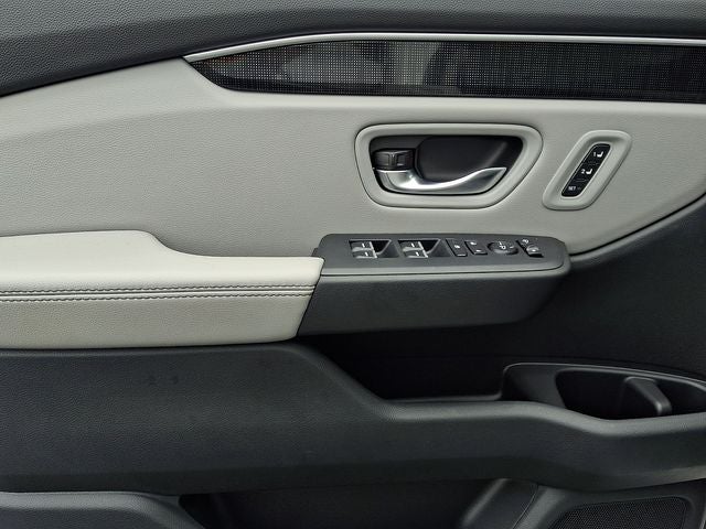 2023 Honda Pilot Elite - Photo 13