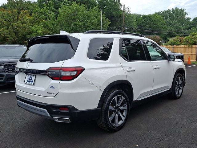 2023 Honda Pilot Elite