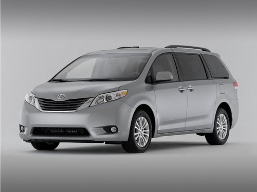 2012 Toyota Sienna Base 7 Passenger