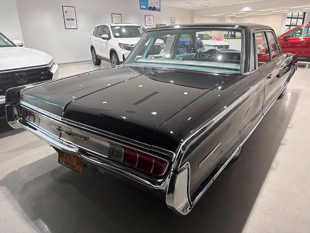 1965 Chrysler New Yorker Base