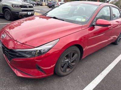 2022 Hyundai Elantra SEL