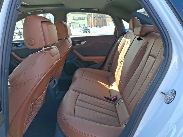 2024 Audi A4 45 S line Premium quattro