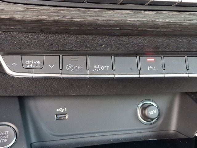 2024 Audi A4 45 S line Premium quattro