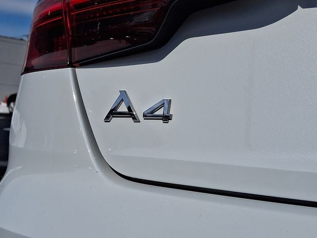 2024 Audi A4 45 S line Premium quattro