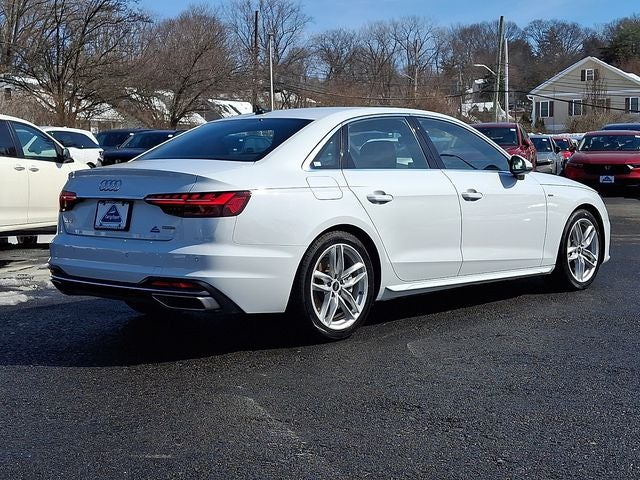 2024 Audi A4 45 S line Premium quattro