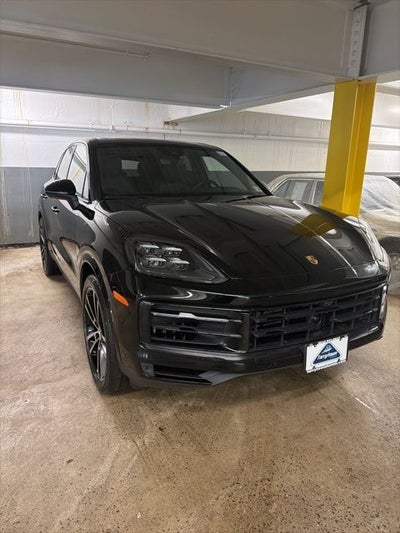2024 Porsche Cayenne Base