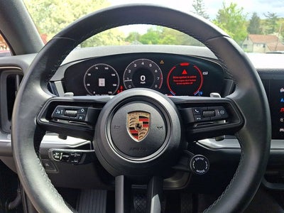 2024 Porsche Cayenne Base